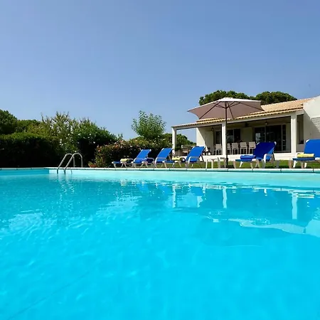 Sol - Private Pool - 14 Guests -